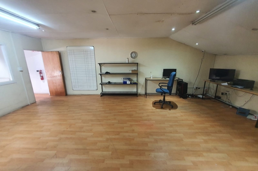 Commercial Property for Sale in Sidwell Eastern Cape